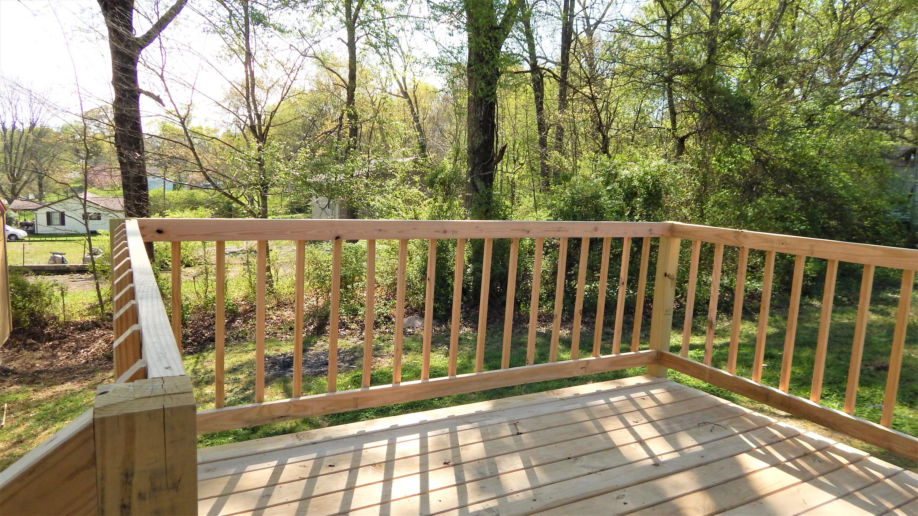 6009 Oak Road Knoxville, TN 37912 - Photo 13 of 14 Back Porch