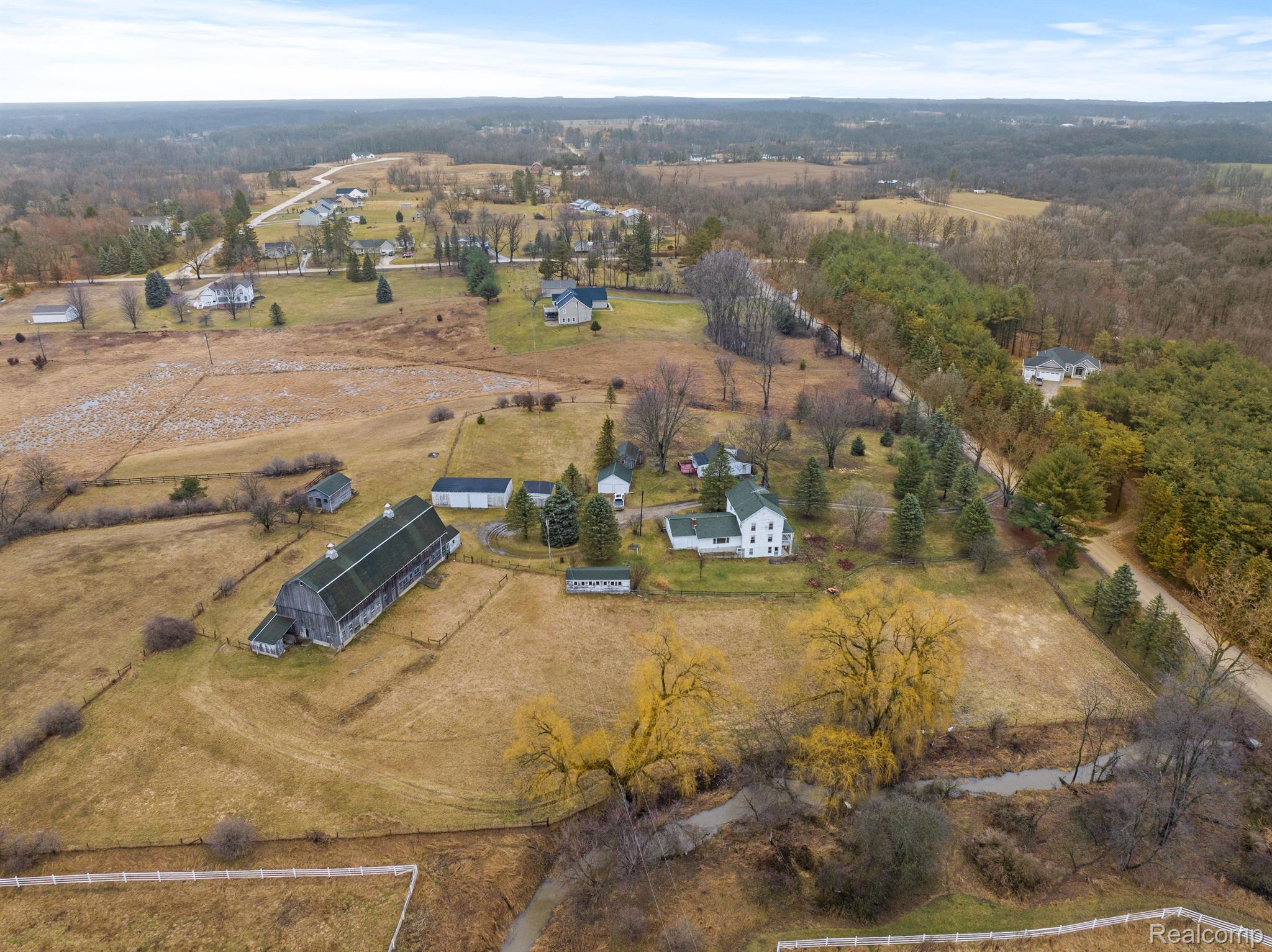 3905 North Eager Road Howell, MI 48855 - Photo 51 of 52 Gallery Image 51
