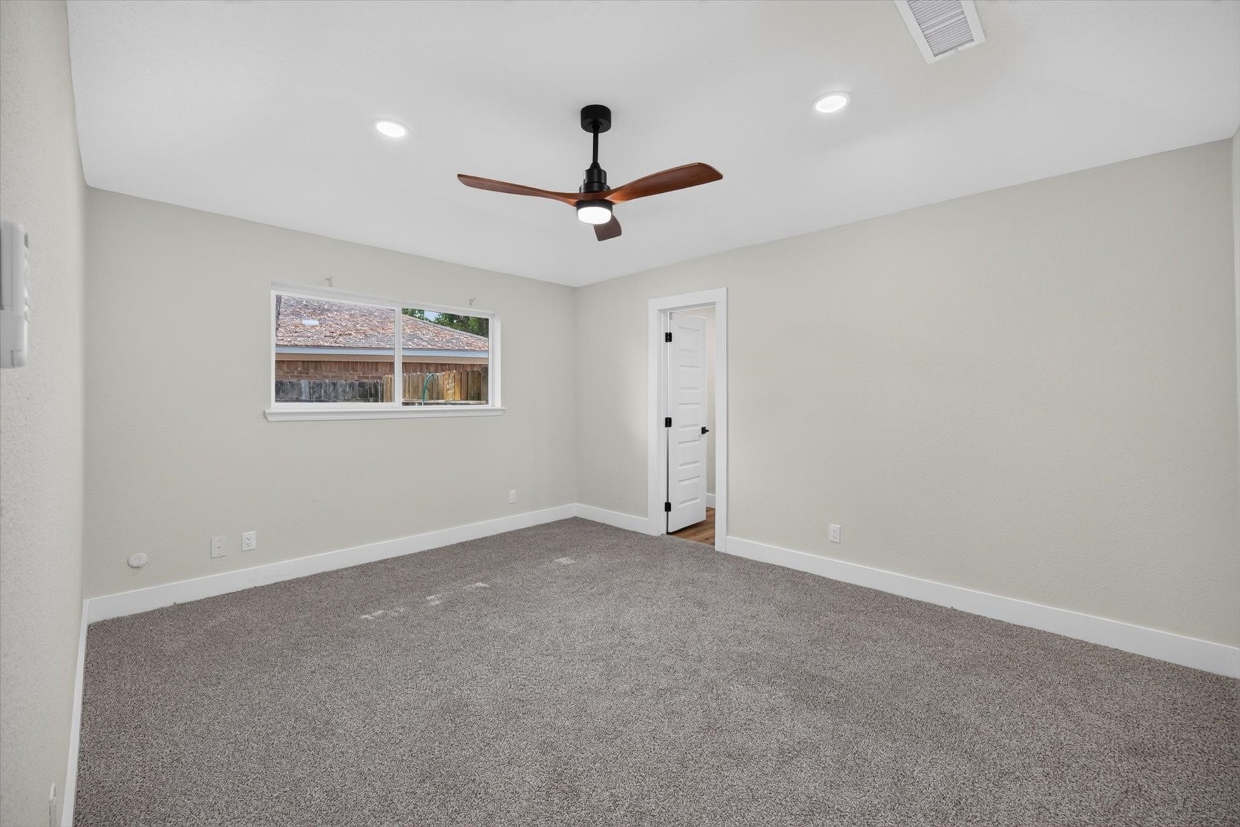 6111 Sunnygate Drive Spring, TX 77373 - Photo 12 of 19 Gallery Image 12