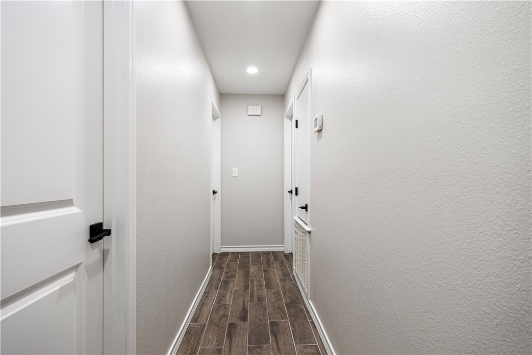 1109 Adeline Street Sinton, TX 78387 - Photo 3 of 27