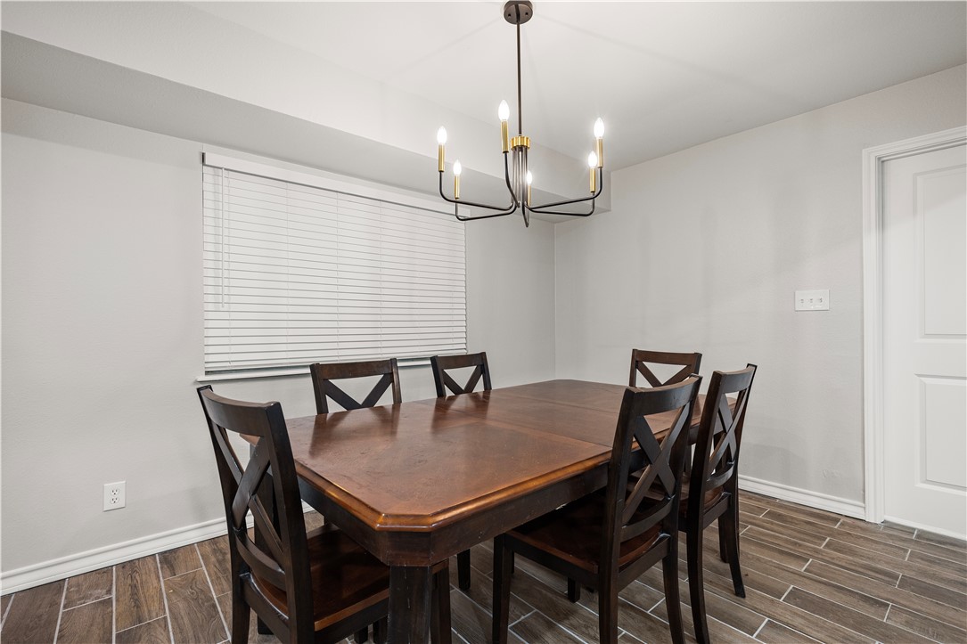 1109 Adeline Street Sinton, TX 78387 - Photo 8 of 27