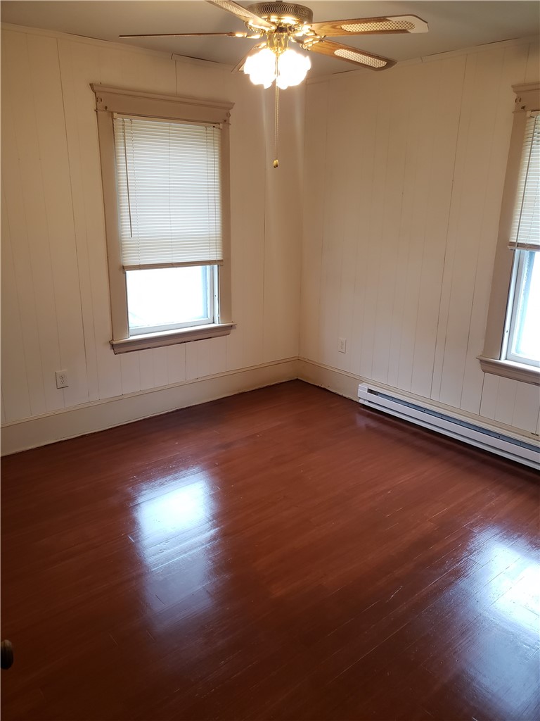 36 Roberts Street Woonsocket, RI 02895 - Photo 7 of 8