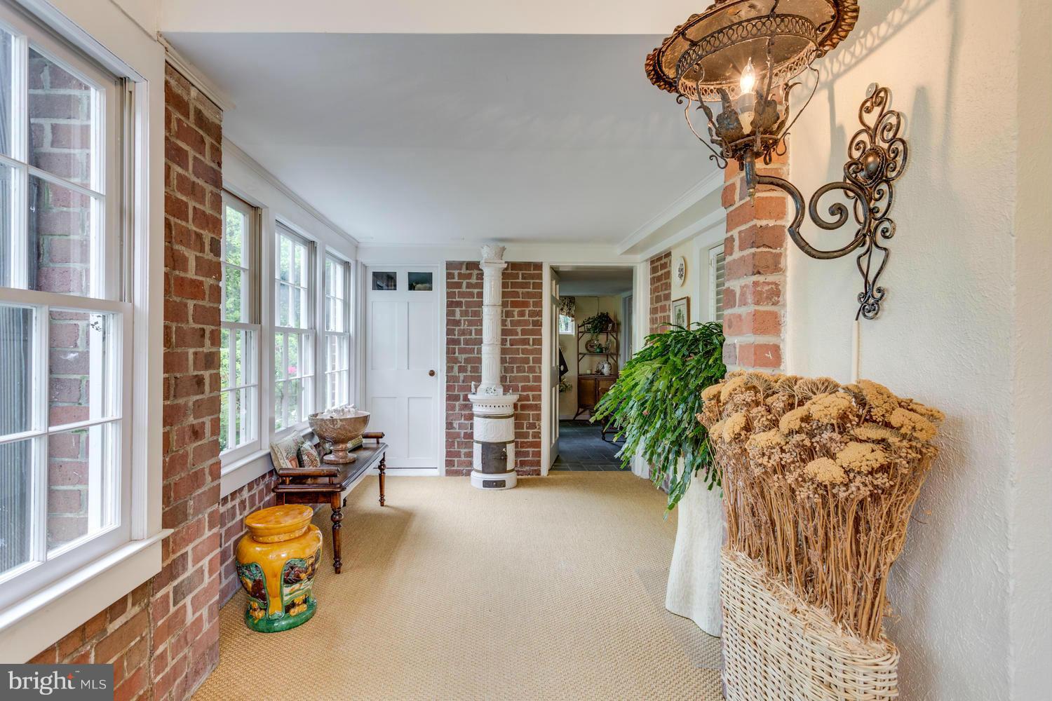 641 Seneca Road Great Falls, VA 22066 - Photo 24 of 30 Interior (General)