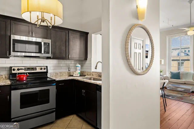 $655,000 | 105 Whitaker Street, Unit 302, Savannah, GA 31401