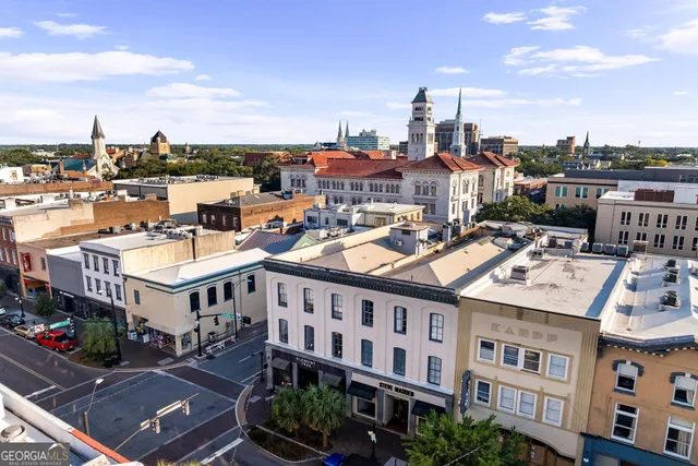 $655,000 | 105 Whitaker Street, Unit 302, Savannah, GA 31401