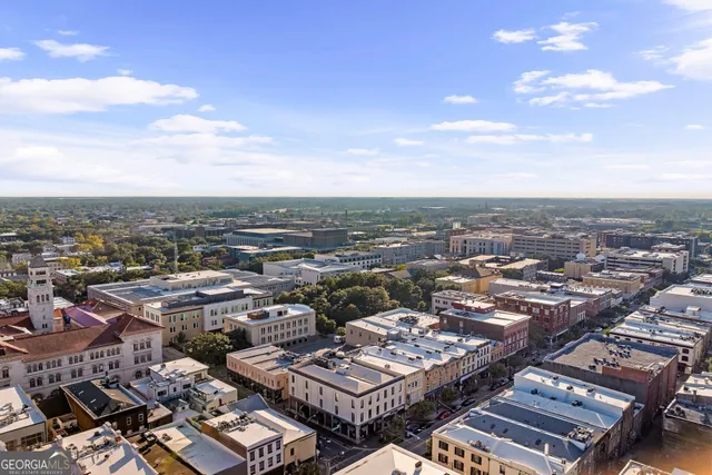 $655,000 | 105 Whitaker Street, Unit 302, Savannah, GA 31401