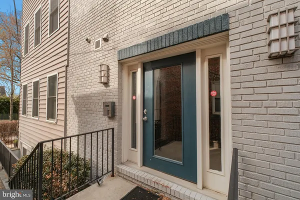$2,200 | 1340 Nicholson Street Northwest, Unit 4, Washington, DC 20011