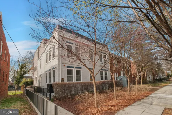 $2,200 | 1340 Nicholson Street Northwest, Unit 4, Washington, DC 20011