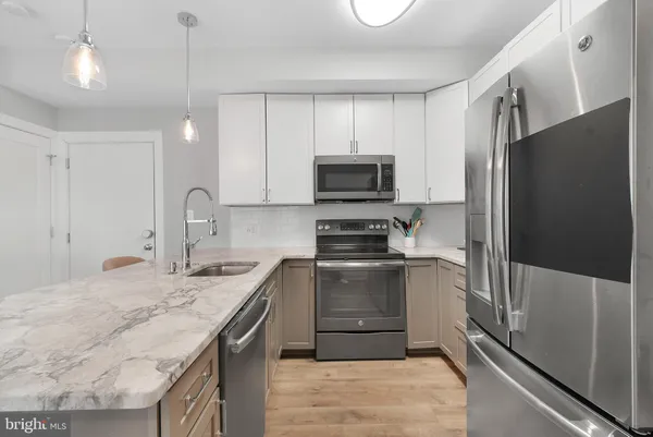$2,200 | 1340 Nicholson Street Northwest, Unit 4, Washington, DC 20011