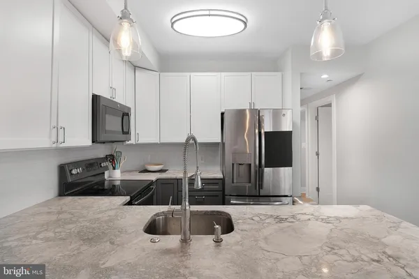 $2,200 | 1340 Nicholson Street Northwest, Unit 4, Washington, DC 20011