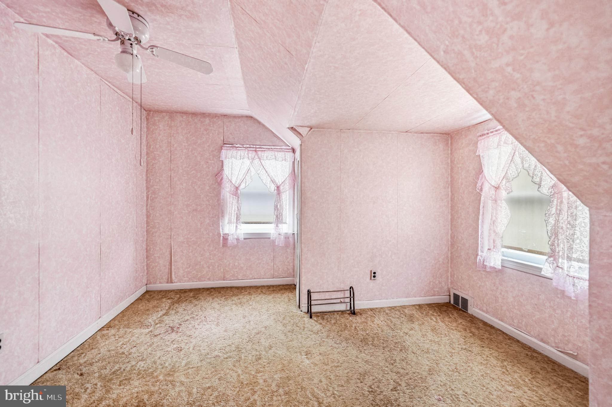 1445 Rhawn Street Philadelphia, PA 19111 - Photo 25 of 40 Gallery Image 25