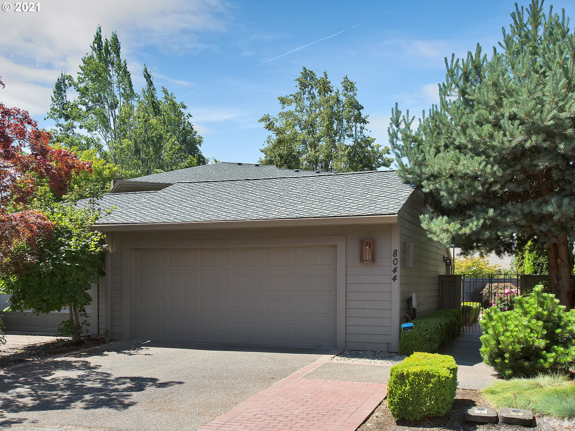 8044 Southwest Sacajawea Way Wilsonville, OR 97070 - Photo 3 of 32