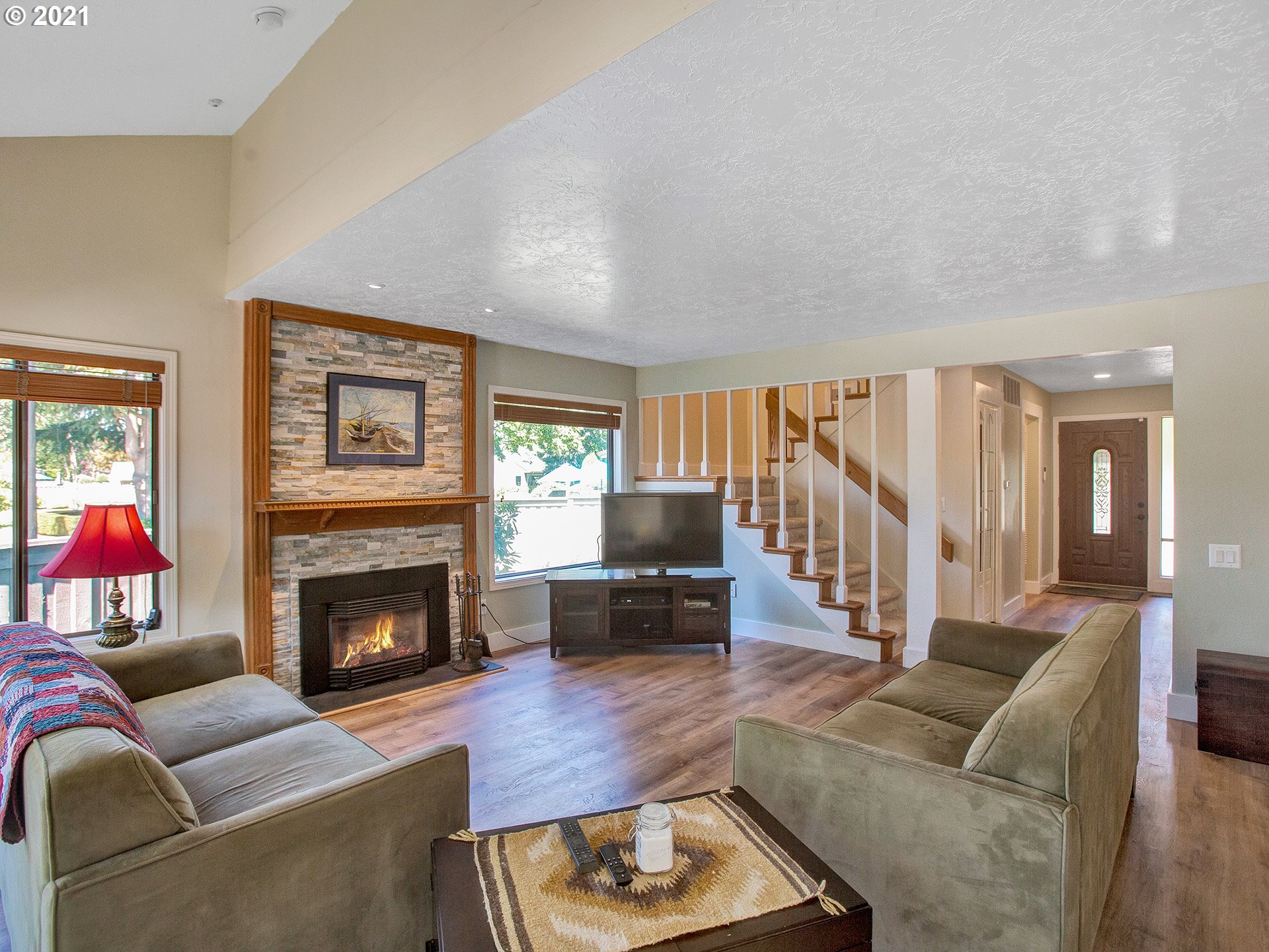 8044 Southwest Sacajawea Way Wilsonville, OR 97070 - Photo 6 of 32