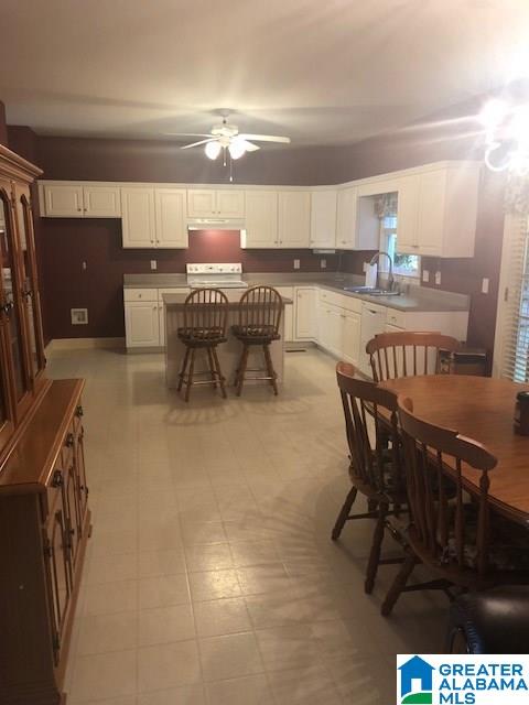 153 Windsor Lane Pelham, AL 35124 - Photo 4 of 12