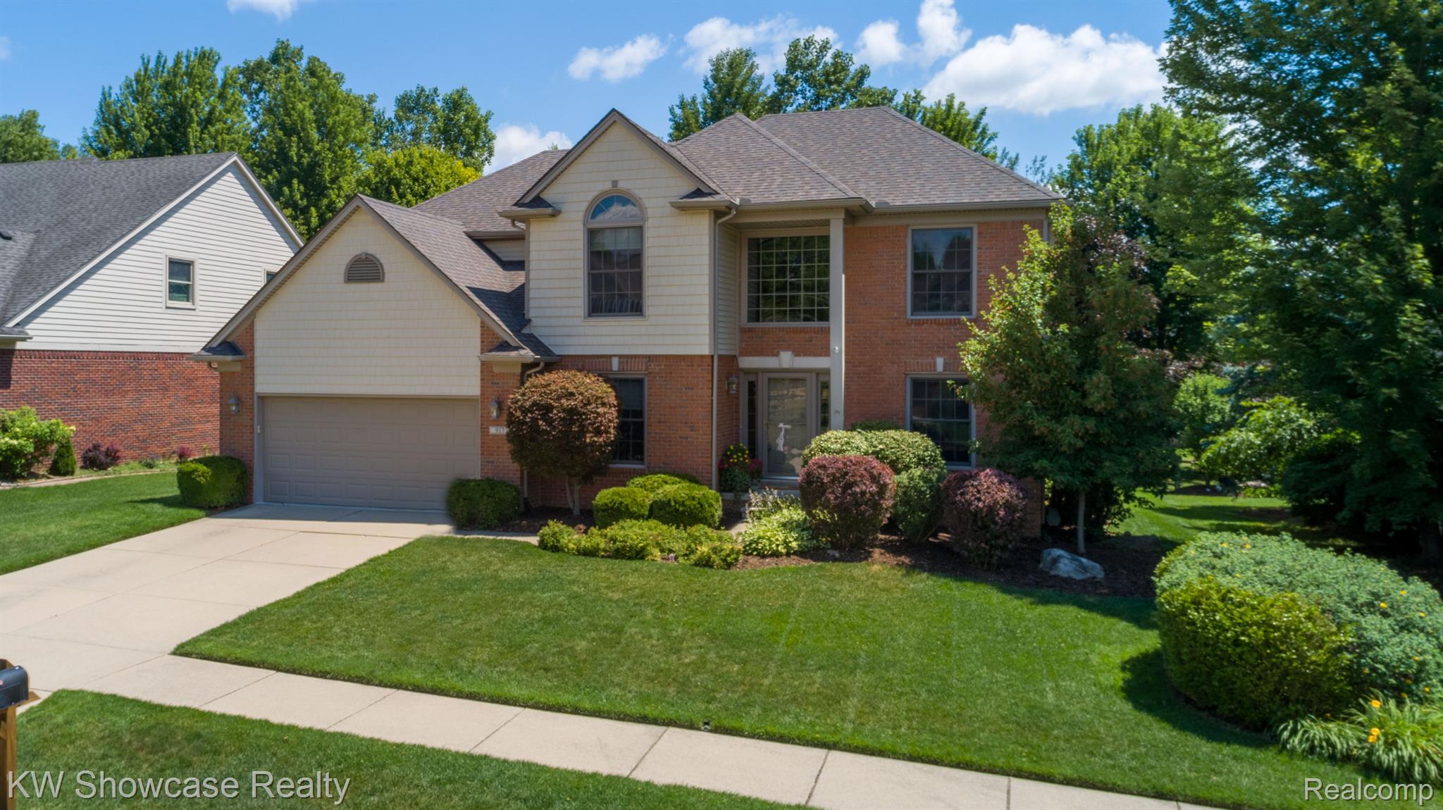 917 Rambling Drive Rochester, MI 48307 - Photo 41 of 47 Gallery Image 41