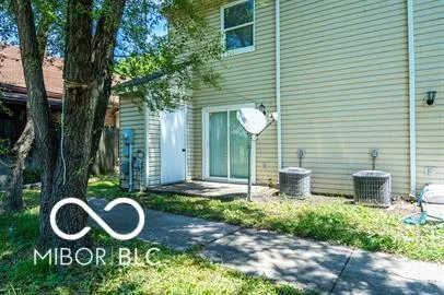 $1,319 | 1317 South Senate Avenue, Indianapolis, IN 46225