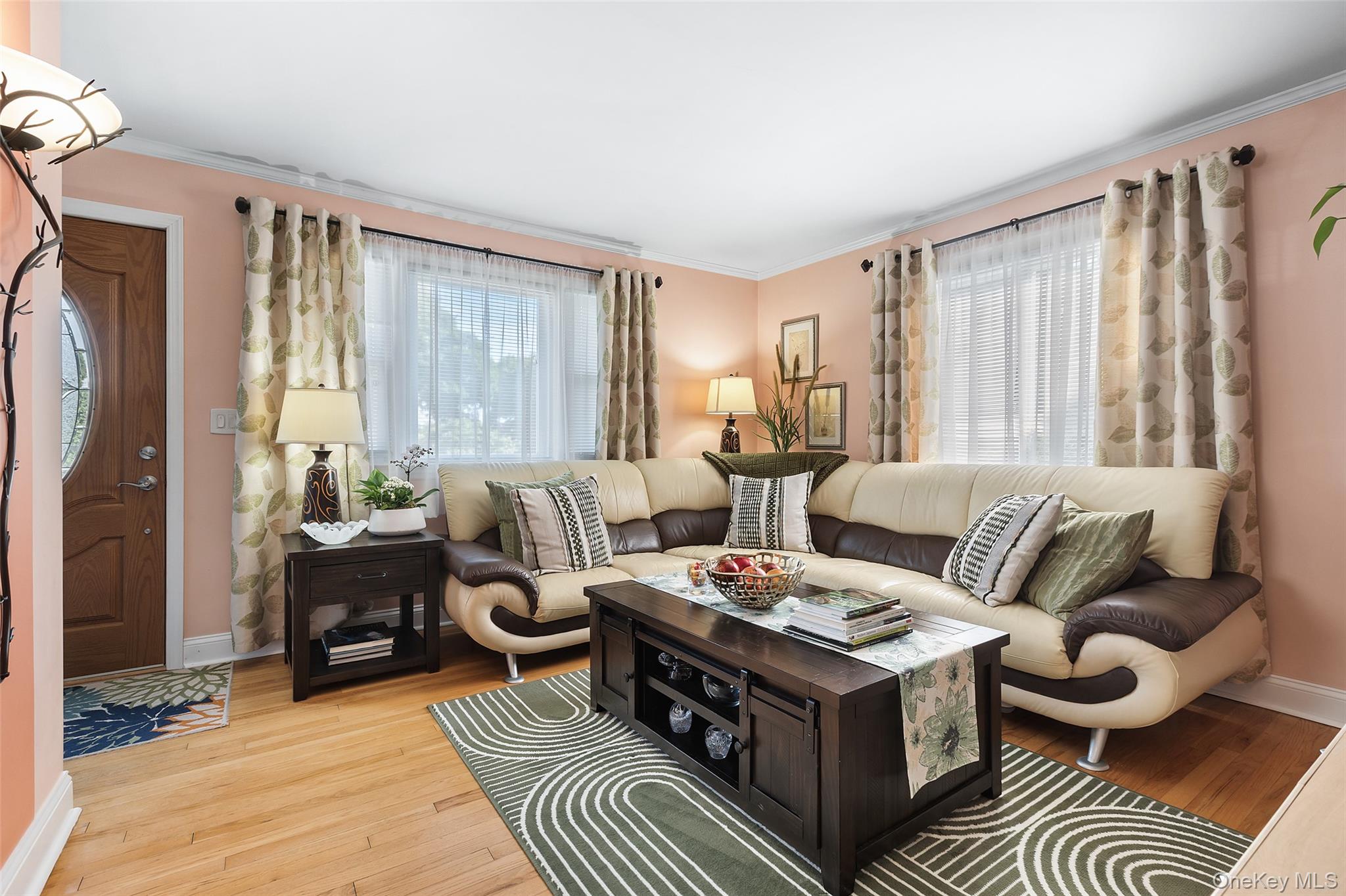 11 Brook Road Port Chester, NY 10573 - Photo 5 of 32