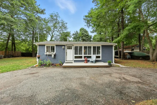$475,000 | 38 Lakeside Drive, Marstons Mills, MA 02648