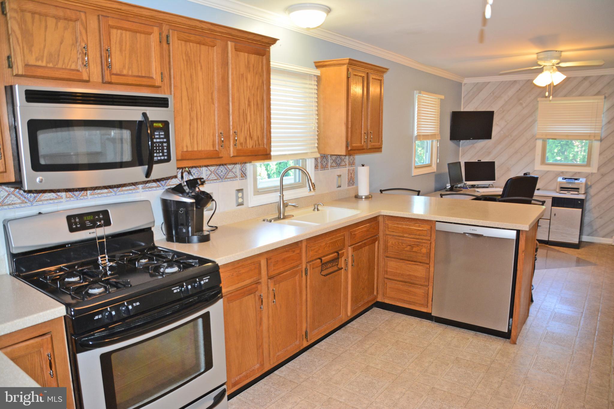 1749 Wilderness Road Lancaster, PA 17603 - Photo 15 of 54 Gallery Image 15