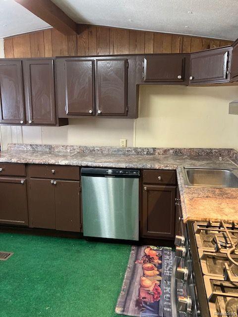 2165 Stilson Road Croswell, MI 48422 - Photo 13 of 27