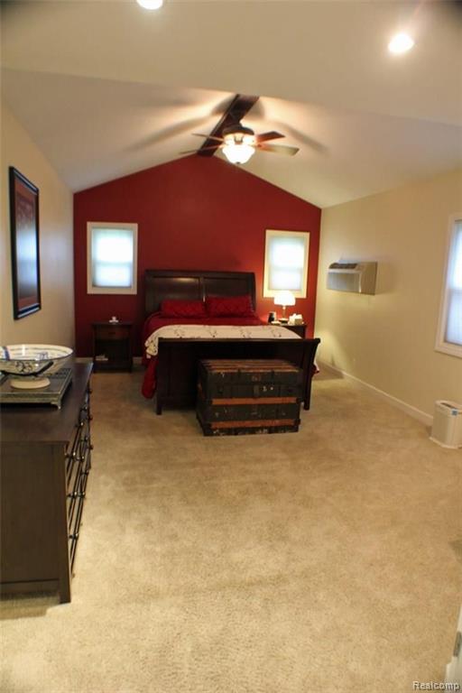 516 Woodside Road Royal Oak, MI 48073 - Photo 16 of 20