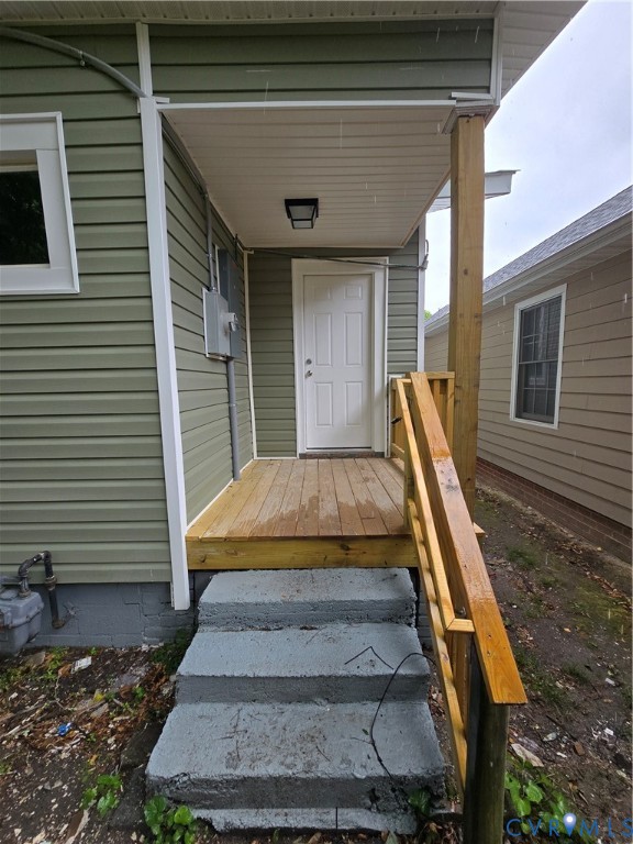 2102 5th Avenue Richmond, VA 23222 - Photo 21 of 21 Covered rear entrance