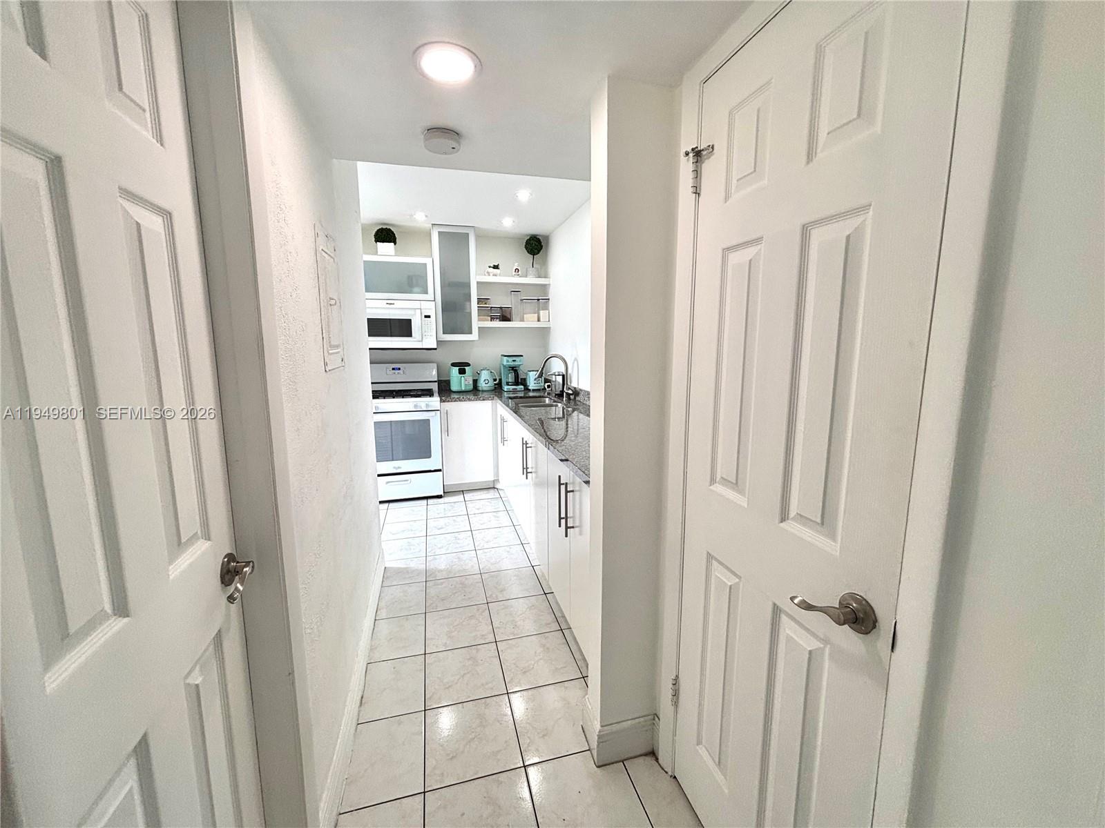 8384 Southwest 154th Avenue, Unit 68 Miami, FL 33193 - Photo 45 of 47