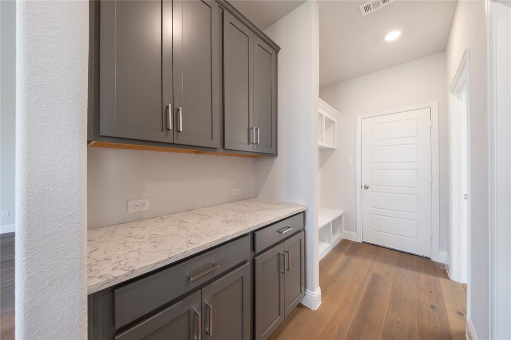2913 Spg Vly Way Anna, TX 75409 - Photo 20 of 39 Mudroom