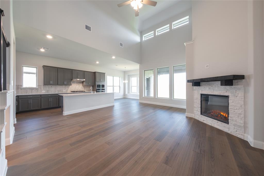 2913 Spg Vly Way Anna, TX 75409 - Photo 7 of 39 Great Room