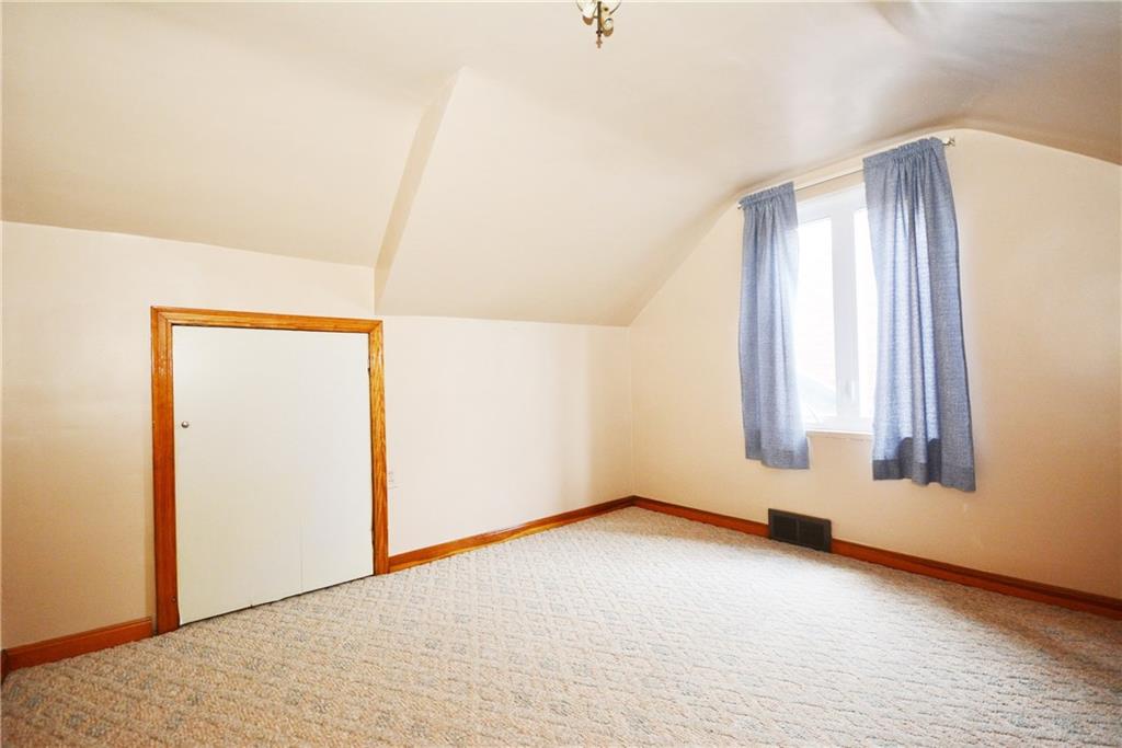 3812 Sunflower Road New Brighton, PA 15066 - Photo 17 of 23 Gallery Image 17