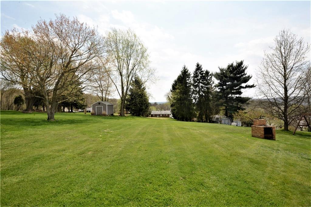 3812 Sunflower Road New Brighton, PA 15066 - Photo 4 of 23 Gallery Image 4