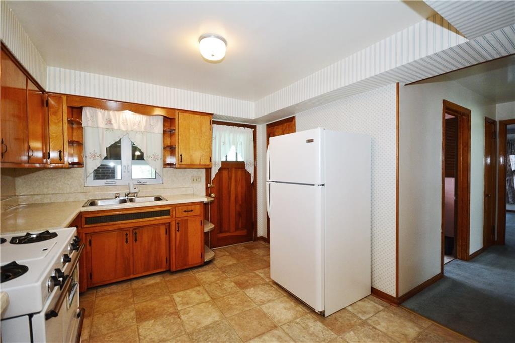 3812 Sunflower Road New Brighton, PA 15066 - Photo 9 of 23 Gallery Image 9