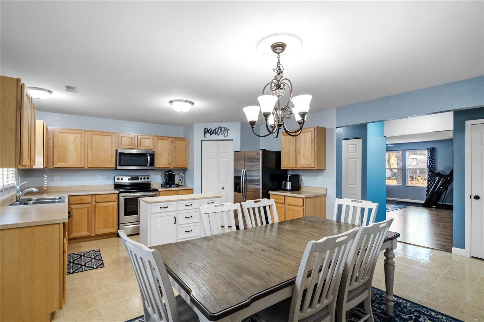 348 Falling Leaf Way Mascoutah, IL 62258 - Photo 5 of 11