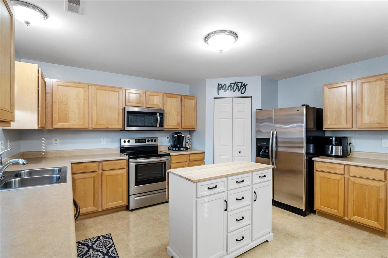 348 Falling Leaf Way Mascoutah, IL 62258 - Photo 6 of 11