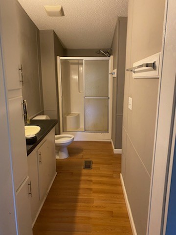 5683 Lakeview Road Springfield, TN 37172 - Photo 10 of 10 a bathroom with a sink and a mirror