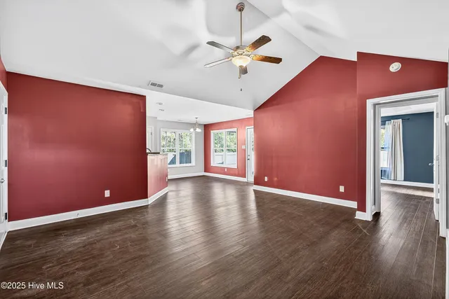 $300,000 | 401 McCall Drive, Jacksonville, NC 28540