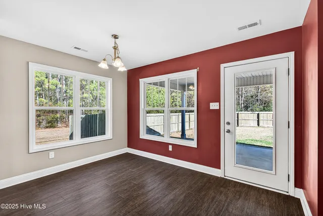 $300,000 | 401 McCall Drive, Jacksonville, NC 28540