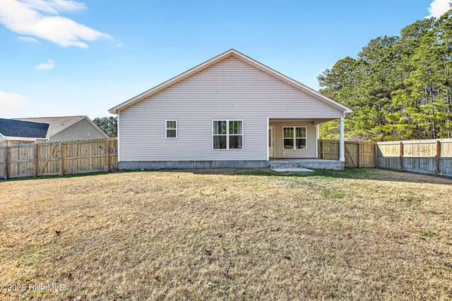 $300,000 | 401 McCall Drive, Jacksonville, NC 28540