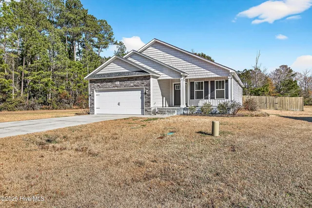 $300,000 | 401 McCall Drive, Jacksonville, NC 28540