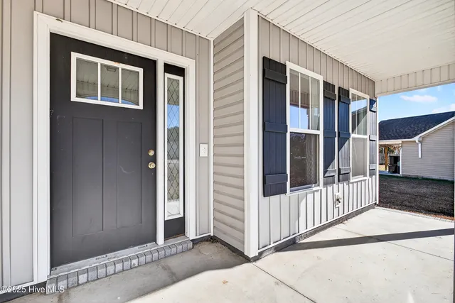 $300,000 | 401 McCall Drive, Jacksonville, NC 28540