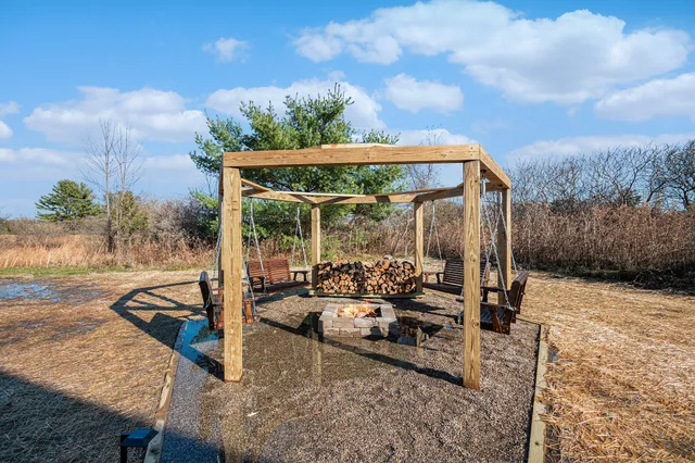 $1,387,000 | 13785 Jane Way, Sawyer, MI 49125