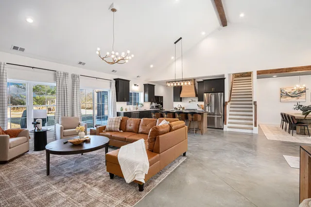 $1,387,000 | 13785 Jane Way, Sawyer, MI 49125