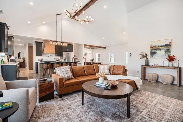 $1,387,000 | 13785 Jane Way, Sawyer, MI 49125