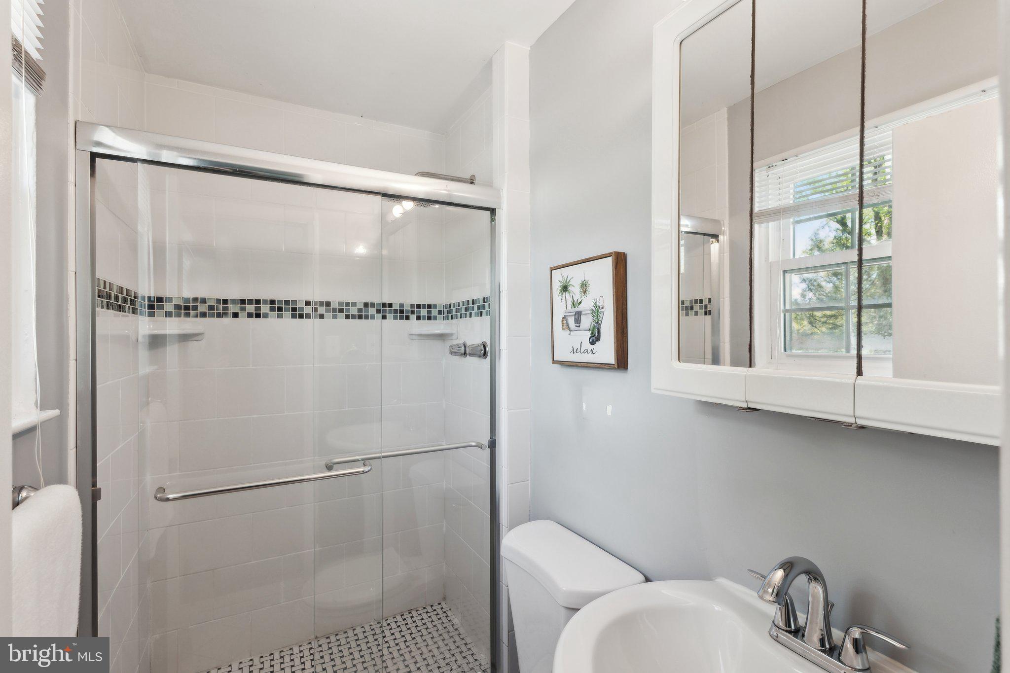 9425 Weaver Street Silver Spring, MD 20901 - Photo 12 of 40 Primary Ensuite