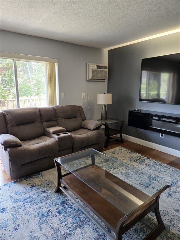 31 Hamlin Lane, Unit B24 Needham, MA 02492 - Photo 8 of 32