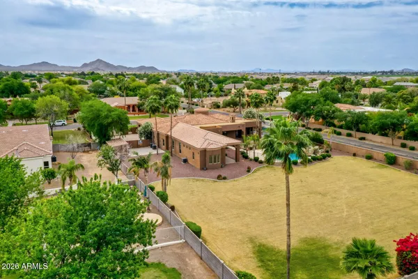 $1,700,000 | 2726 Vía De Arboles, Gilbert, AZ 85298