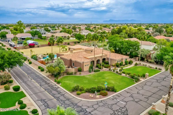 $1,700,000 | 2726 Vía De Arboles, Gilbert, AZ 85298