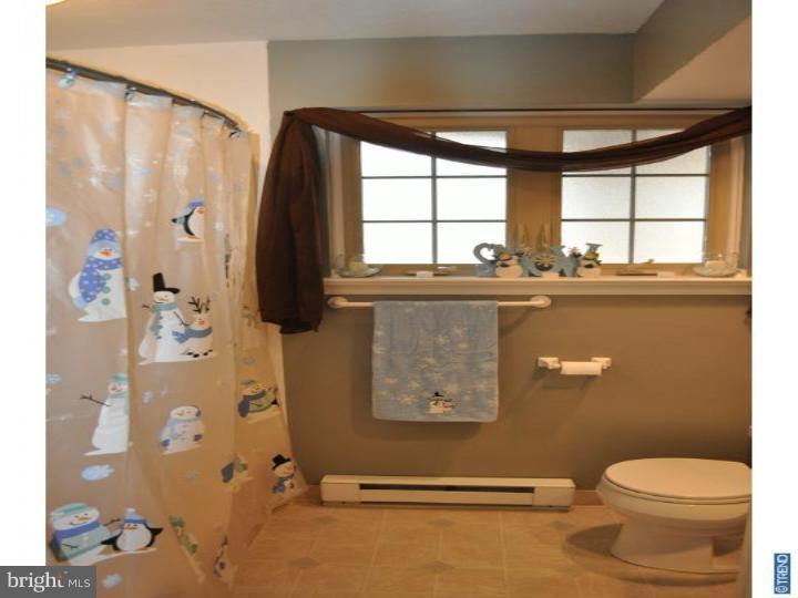 421 Dautrich Road Reading, PA 19606 - Photo 10 of 22