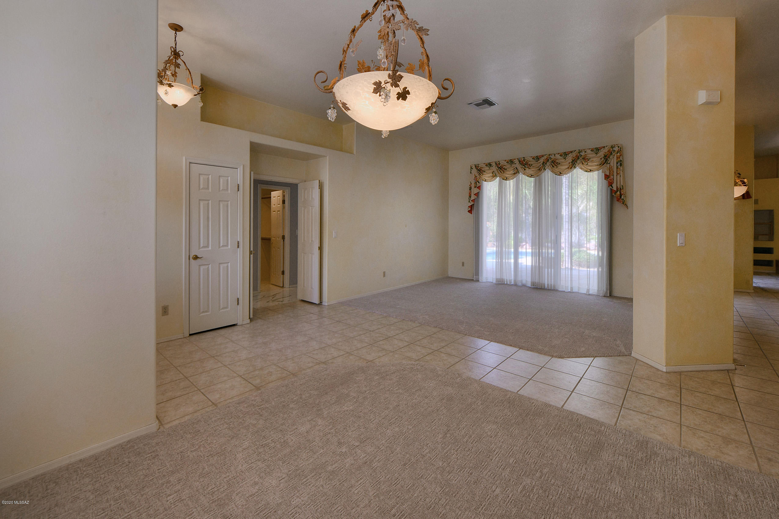 12531 North Forest Lake Way Oro Valley, AZ 85755 - Photo 14 of 31