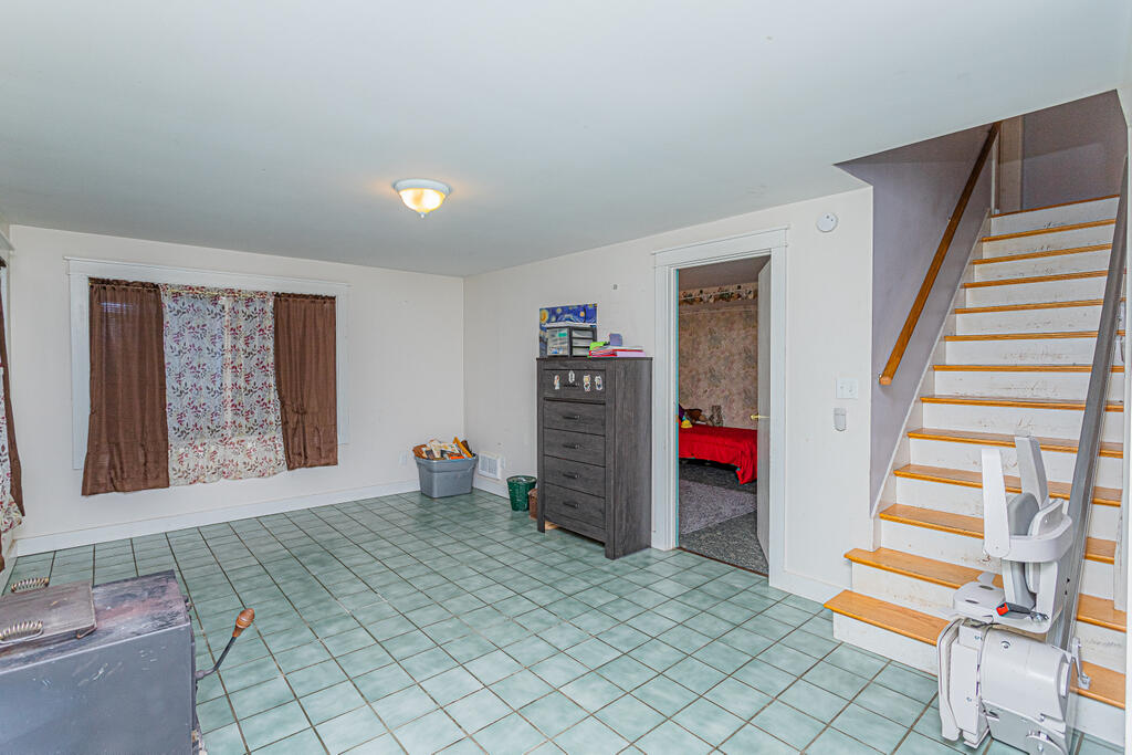 505 New Vineyard Road Farmington, ME 04938 - Photo 16 of 41 photo (30 of 41)